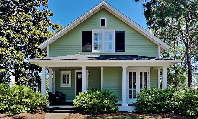 Laurel Grove House | Raven's Run, Lakeside Home, Near the Beach, Clubhouse Pool
