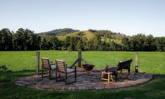 Eccleston House | Ravenscroft Cottage - Three Bedroom House, Sleeps 6