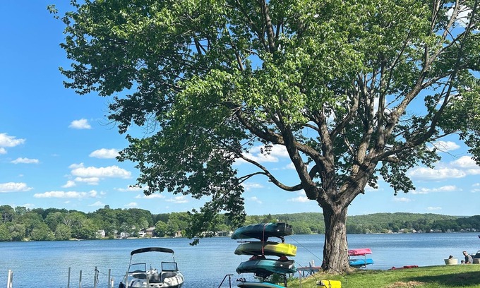 Pittsfield House | Ray of Sunshine Berkshire Home on Pontoosuc Lake