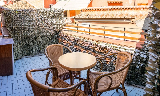 Centro Storico Bed & Breakfast | Real Borbone