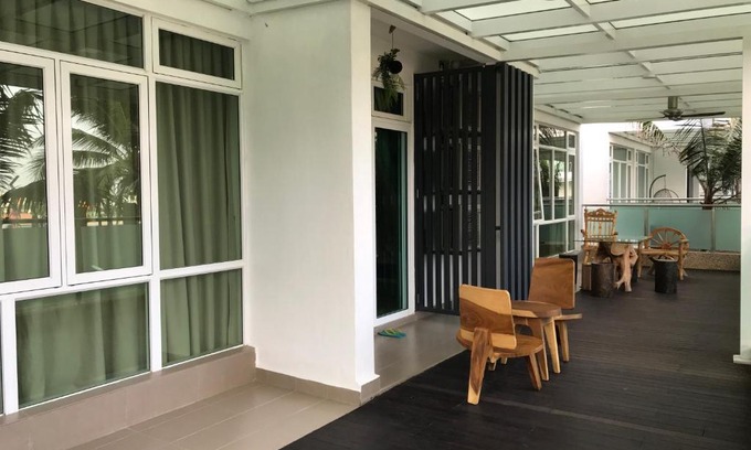 Taman Mount Austin Apartment | REBEC 5pax at Aeon,Toppen,IKEA Tebrau