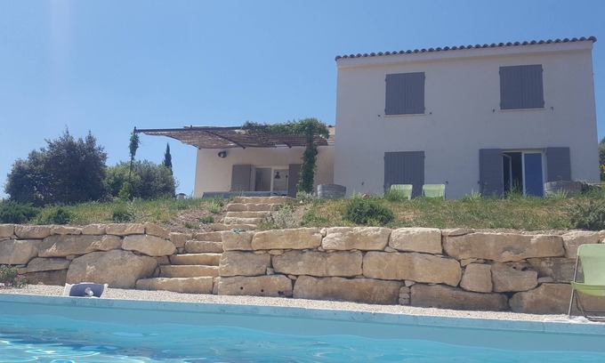 Crillon-le-Brave Villa | Recent villa Crillon Le Brave/Bedoin/Mont Ventoux