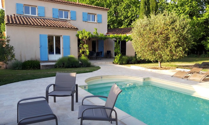 Eyragues Villa | Recent villa, private pool 10 min from St Rémy de Provence