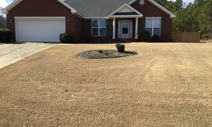 Gracewood House | Recently Reduced!Masters rental. 4 BR 2800 sq ft home, just 5 mi from Masters