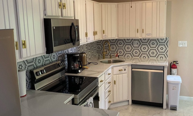Hardyston Township House | Recently Renovated Charming 3-bedroom house in Vernon Township with WiFi