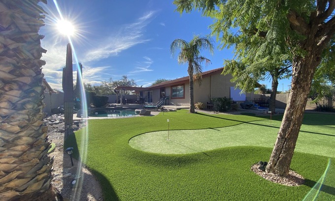 Fountain Hills House | * Recently Renovated * | *Heated Pool * | *6 Hole-Putting Green