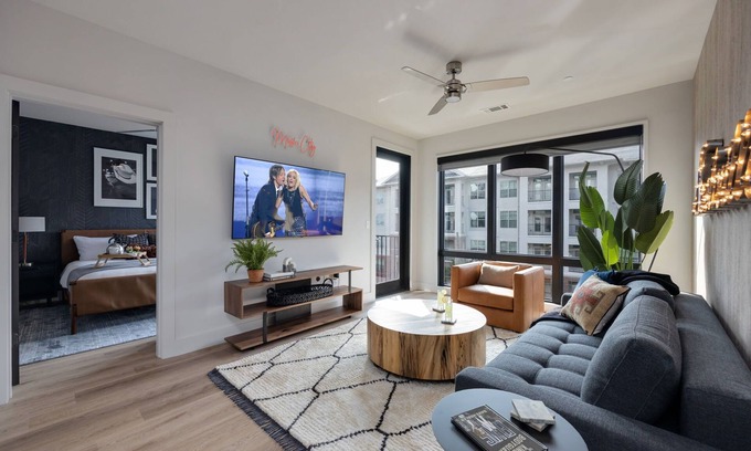 West End House | Records - 4 Units - Pool & Gym - Mins to Broadway