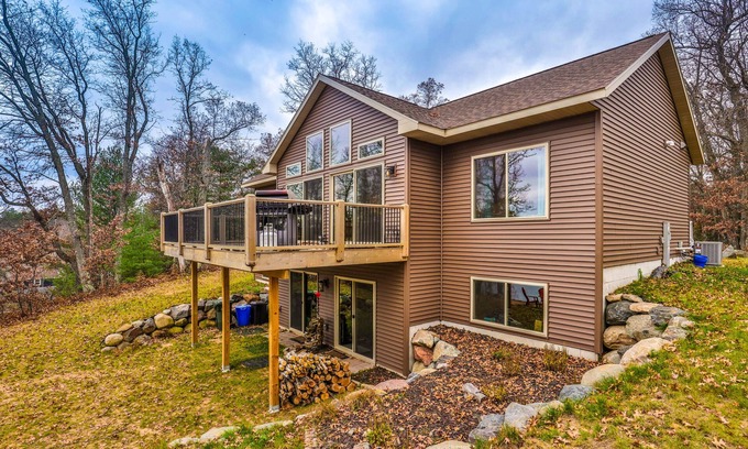 Tomahawk House | Recreational lakefront home w/private dock, trails access, & washer/dryer