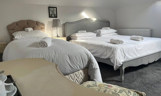Swanage House | Red Lion