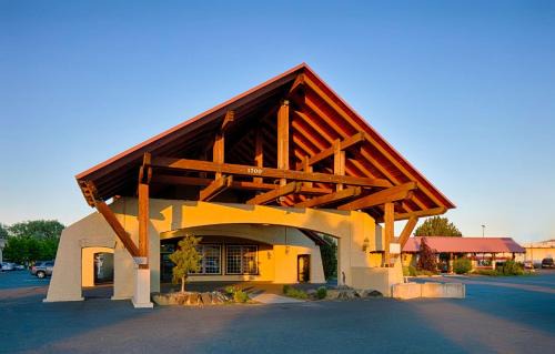Ellensburg Hotel | Red Lion Hotel Ellensburg