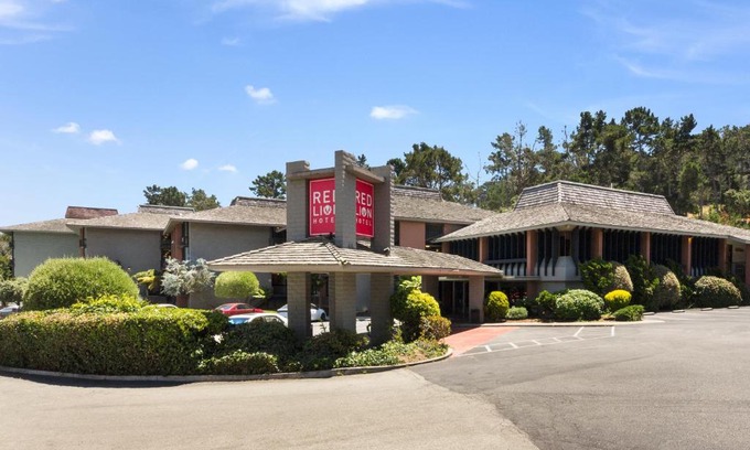 Munras Avenue Hotel | Red Lion Hotel Monterey