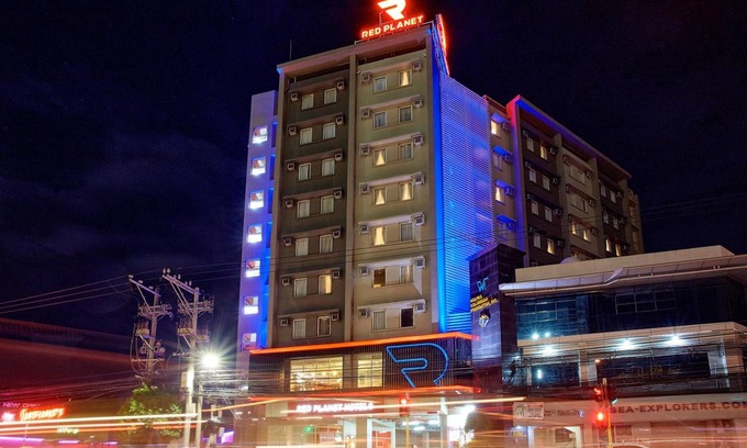 Cebu Hotel | Red Planet Cebu