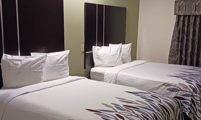 Broadmoor Hotel | Red Roof Inn Baton Rouge