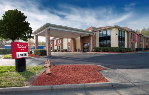 Charlotte Hotel | Red Roof Inn Charlotte - University