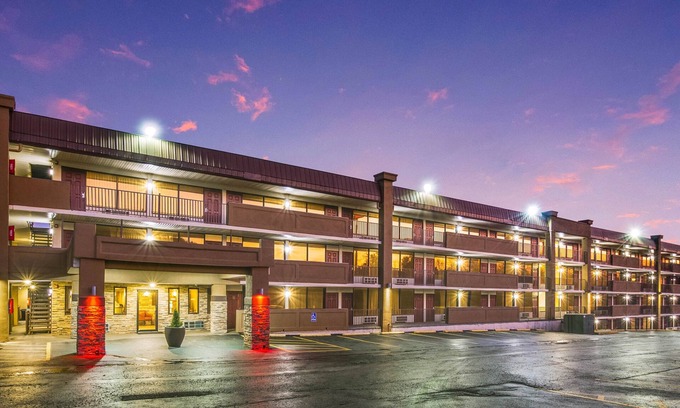 Erlanger Hotel | Red Roof Inn Cincinnati Airport–Florence/Erlanger