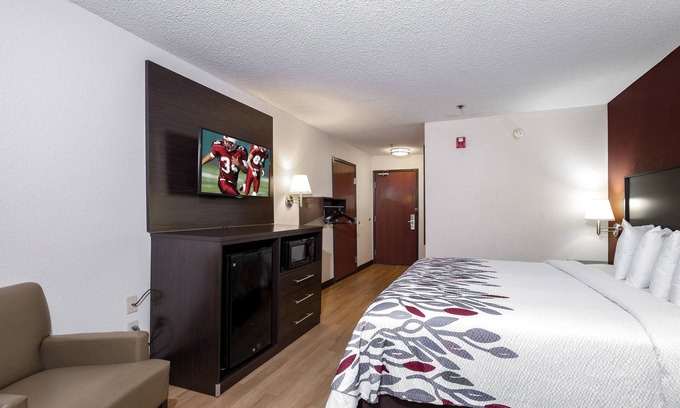 Knoxville Hotel | Red Roof Inn Knoxville Central - Papermill Road