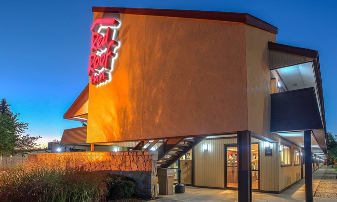Michigan City Hotel | Red Roof Inn Michigan City