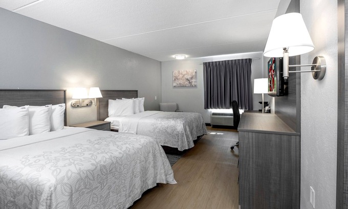 Mansfield Hotel | Red Roof Inn PLUS+ Boston - Mansfield/Foxboro
