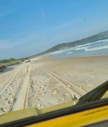 Cabo Frio House | Red Rose