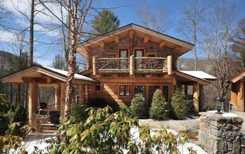 Banner Elk House | Red Stag Lodge at Eagles Nest