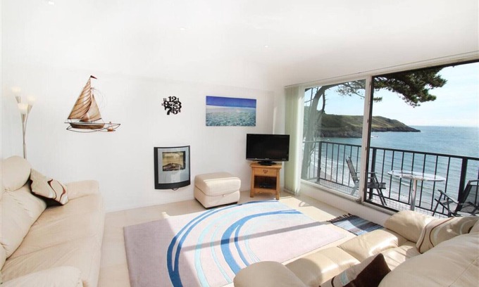 Bishopston Apartment | Redcliffe Apartments K