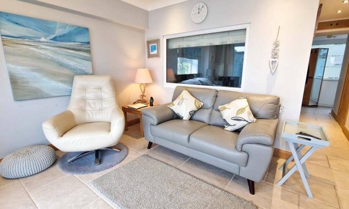 Bishopston Apartment | Redcliffe Apartments J