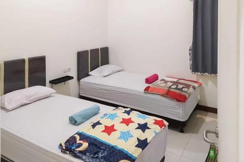 Sidomulyo Hotel | RedDoorz at Karangploso 2
