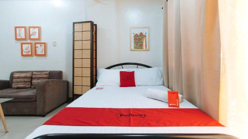 Moonwalk Hotel | RedDoorz at Kassel Residences Parañaque