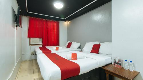 Santa Cruz Hotel | RedDoorz @ Good 101 Quiricada Manila