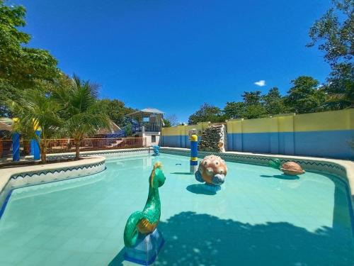 Cordova Hotel | RedDoorz Near Gaisano Grand Cordova