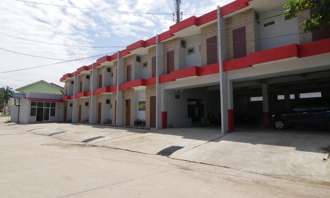 Palembang Hotel | RedDoorz near Jalan Kolonel Haji Burlian Palembang