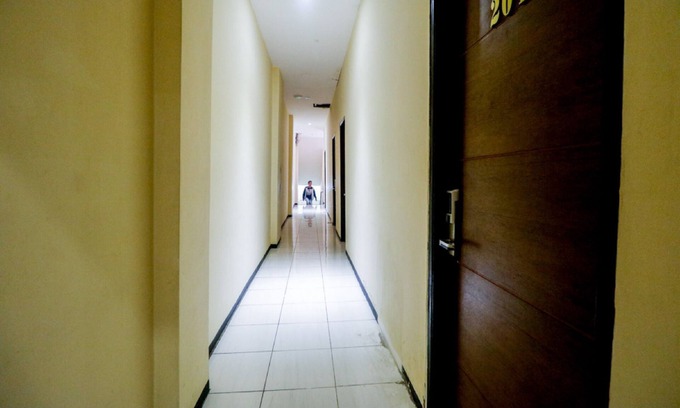 Banjarmasin Hotel | RedDoorz near Pasar Tarapung Siring Banjarmasin