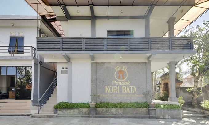 Denpasar Barat Hotel | RedDoorz near Stadion Kompyang Sujana Bali