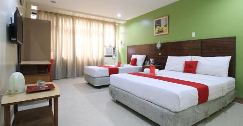 Santa Cruz Hotel | RedDoorz Plus @ Chinatown Binondo