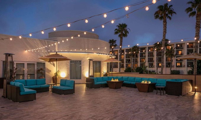 South Redondo Hotel | Redondo Beach Hotel, Tapestry Collection by Hilton