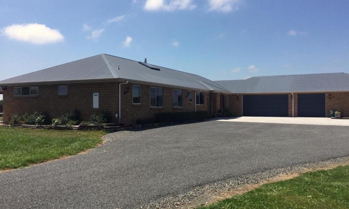 Cambridge Bed & Breakfast | Redoubt Retreat
