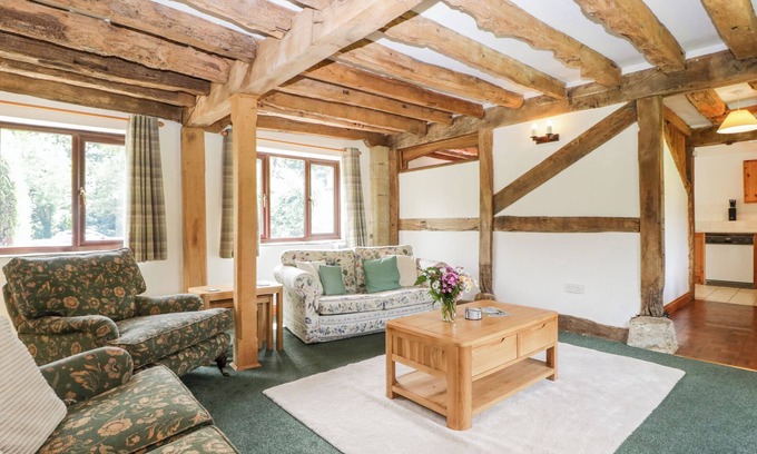 Mortimers Cross Cottage | Redstart Cottage