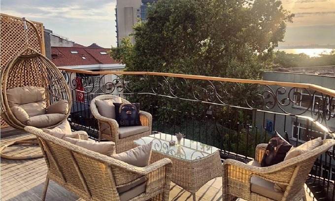 Moda Hotel | Redstone Hotel
