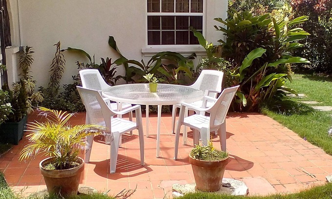 Sunset Crest Apartment | REDUCED RATES: Modern, Spacious 2-bedroom Apt, Close to Amenities, SUPER HOST
