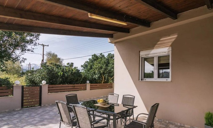Kokinos Pirgos House | Redutopia in Kokkinos Pirgos