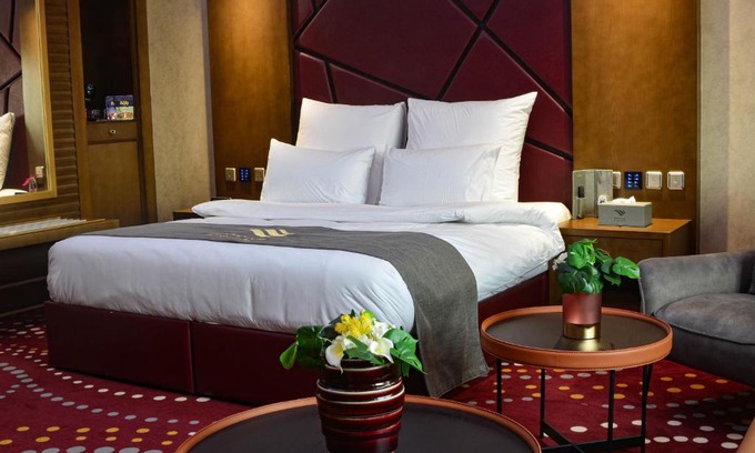 Jeddah Hotel | Redwaves Hotel فندق ريدويفز