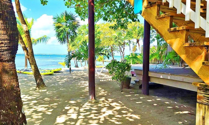 Roatan House | Reefside Retreat Casa Grande