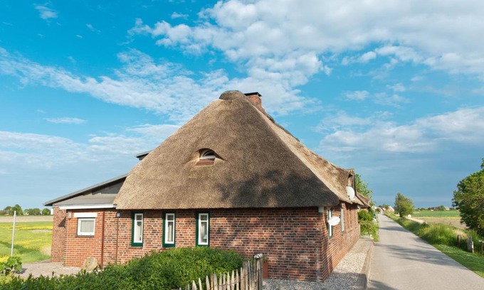 Suederhafen House | Reetdachhaus Moordeichperle