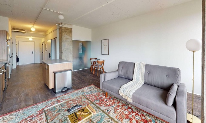 Eisenhower East Apartment | Refined 1BR in The Foundry w/ Many Amenities