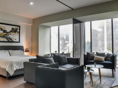 Reforma Apartment | Reforma 284 King Size SUITE Swimming Pool, Parking & Kitchen