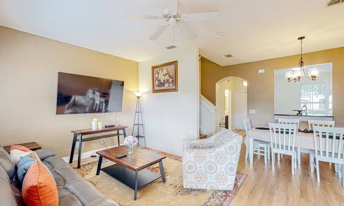 Wellington House | Regal Palms Townhome: Sunshine, Pool, & Golf Fun
