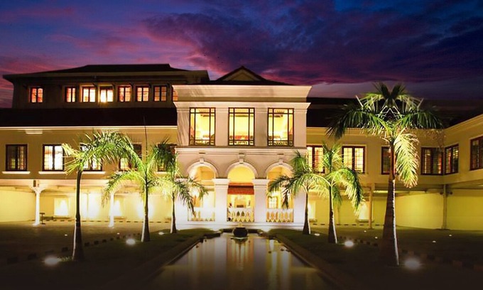 Kollupitiya Hotel | Regency by Galle Face Hotel