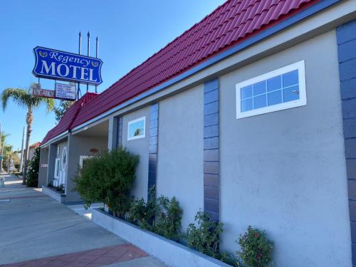 Brea Hotel | Regency Motel