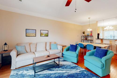 Rehoboth Beach House | Rehoboth Crossing - 19913 Ames Drive #106
