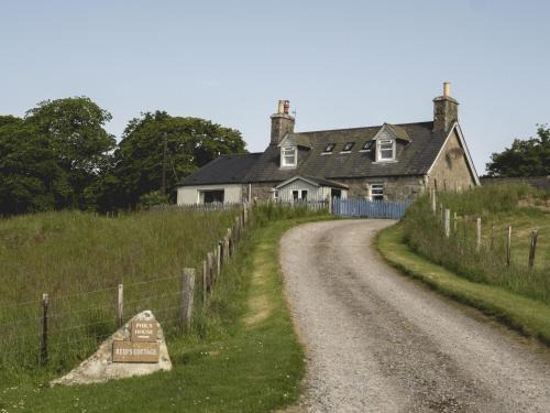 Lairg House | Reids Cottage